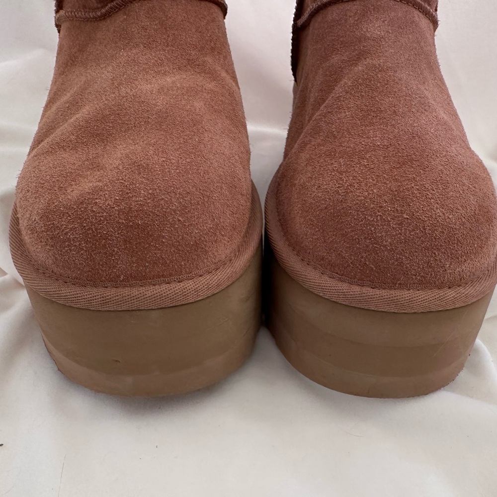 Authentic UGG Classic Mini Platform Boot Size 10 … - image 9